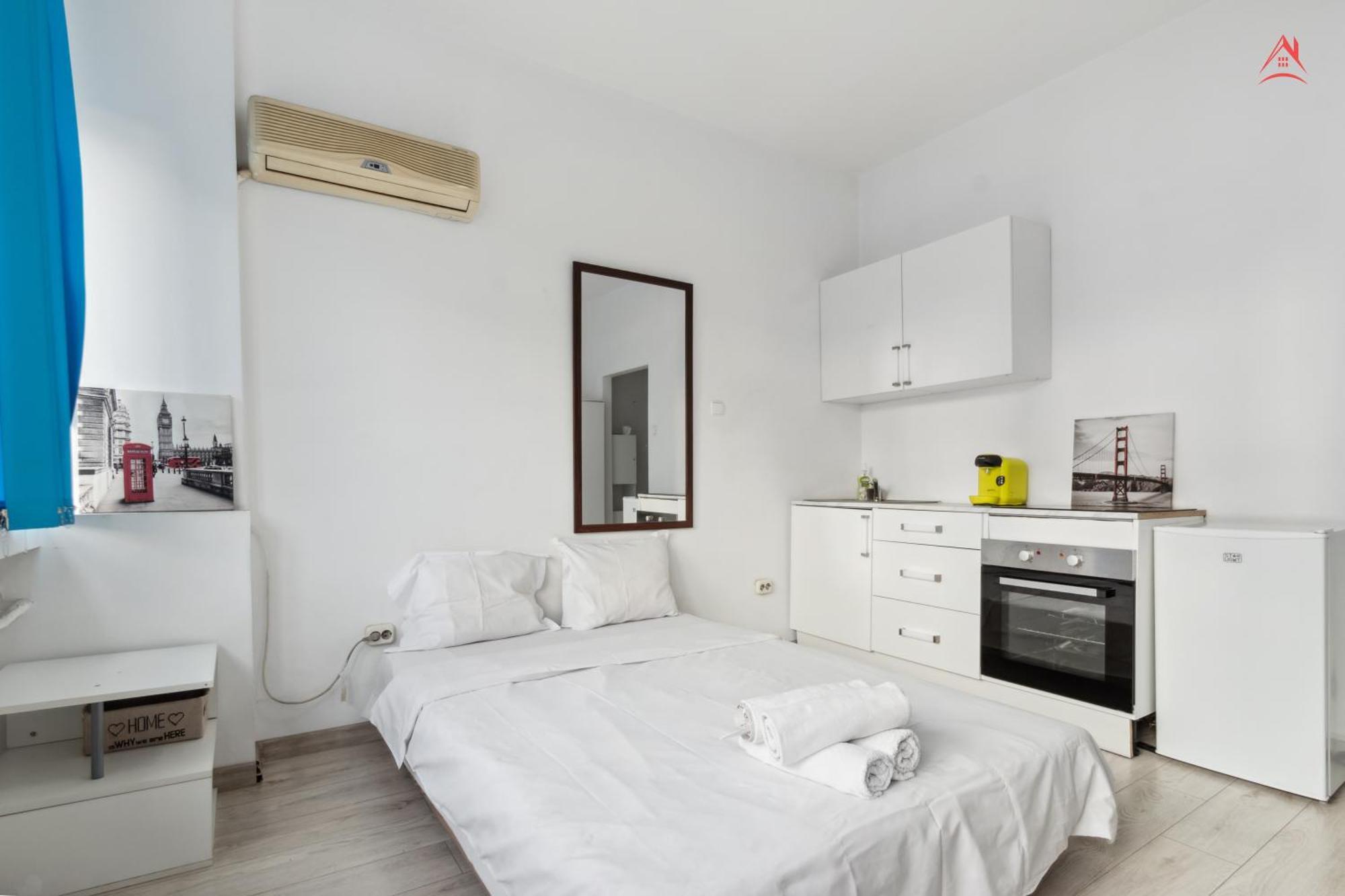 Atheneum Easy Retreat Apartment Bucharest Exterior photo