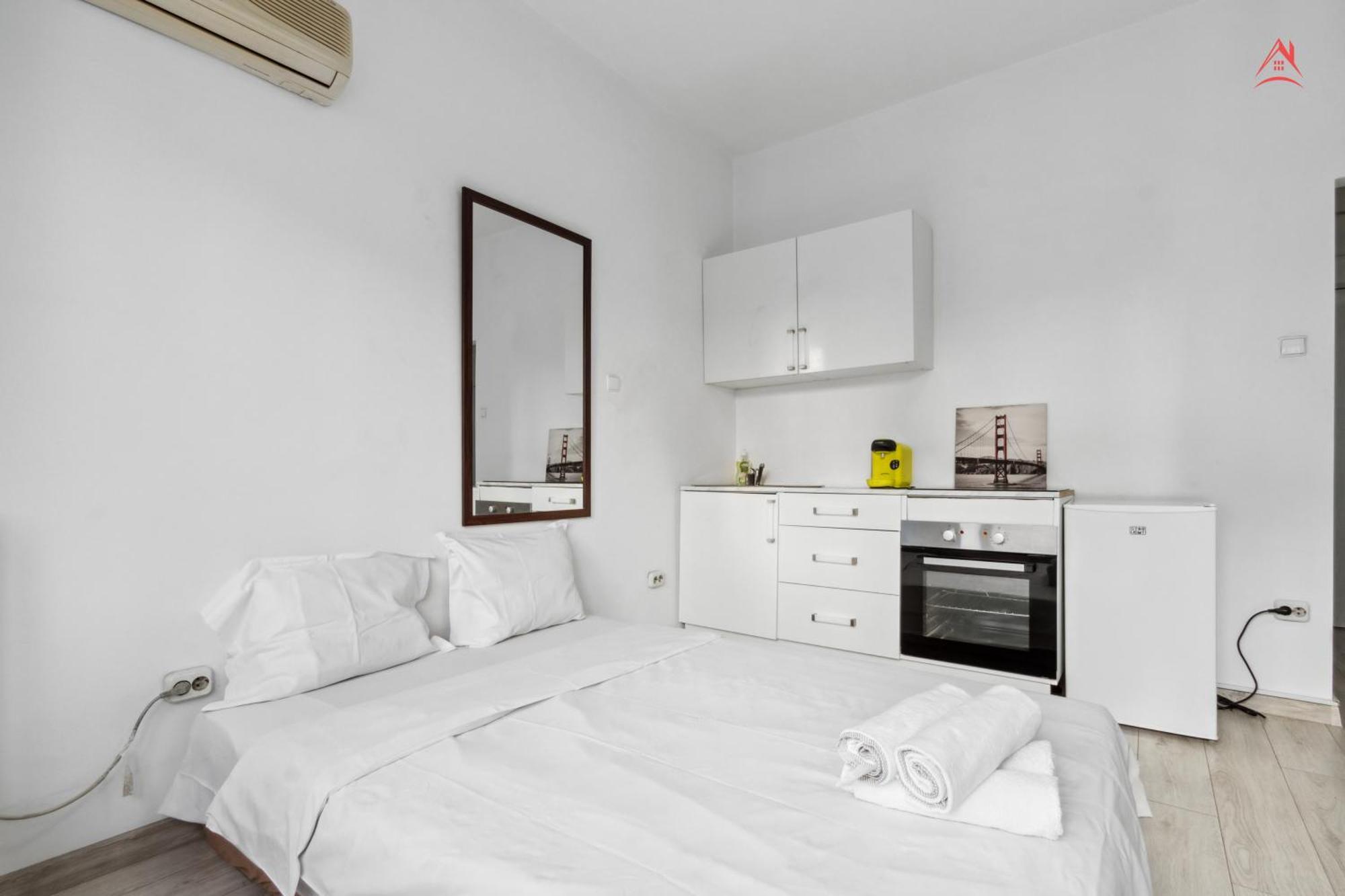 Atheneum Easy Retreat Apartment Bucharest Exterior photo